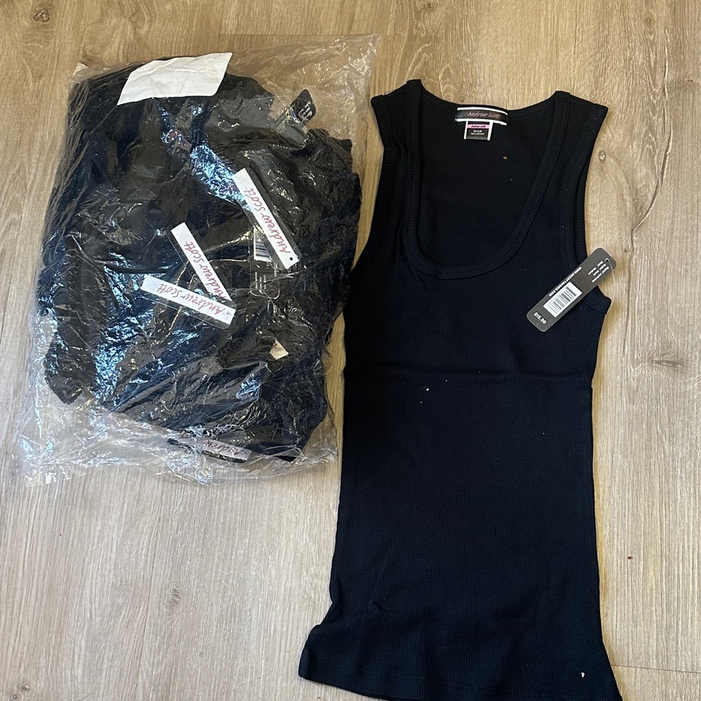 Black Tank Top. Total of 12